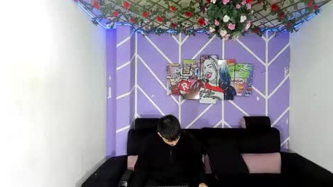 nahomi_hot2002 online show from 10, 5, 2026