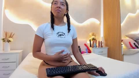 Laura online show from 22, 2, 2026