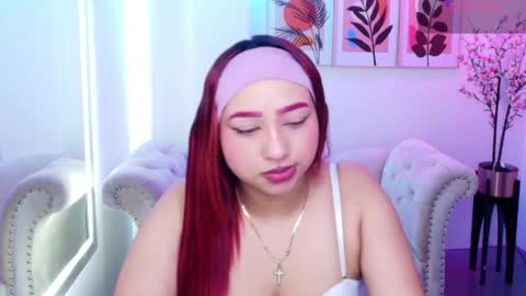 nahomi_velmont online show from 1, 5, 2026
