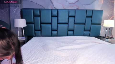 Nahomi online show from 12, 1, 2025