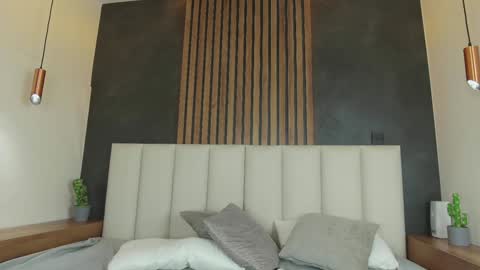  VICTORIA  online show from 9, 2, 2025