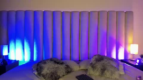  VICTORIA  online show from 22, 2, 2025