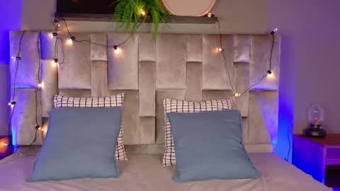  VICTORIA  online show from 11, 10, 2025