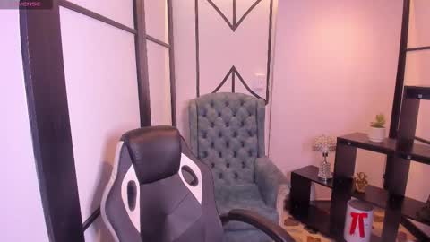 Nahomi online show from 22, 12, 2025