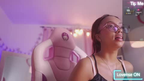 nahomy 2308 online show from 2, 6, 2026