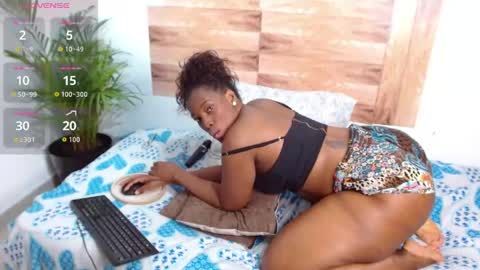 nahomy_gree online show from 24, 4, 2026
