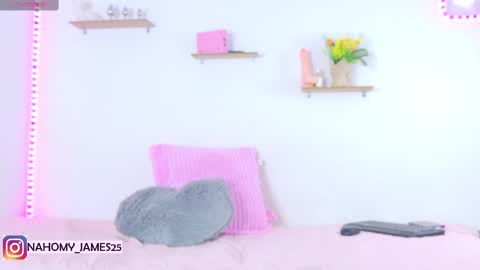 nahomy_james25 online show from 14, 2, 2025