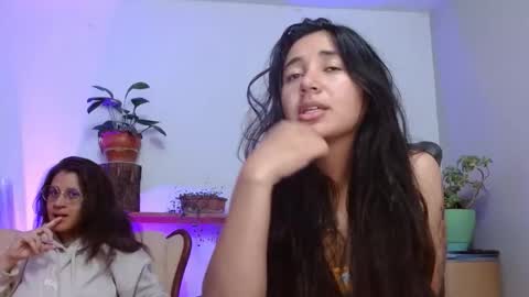 Snapshot of nahomy_rain chatting on 27, 5, 2026 online show from 27, 5, 2026