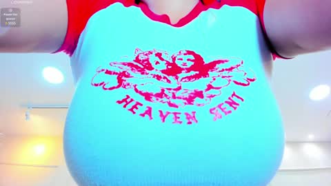 Nahomy online show from 8, 2, 2025