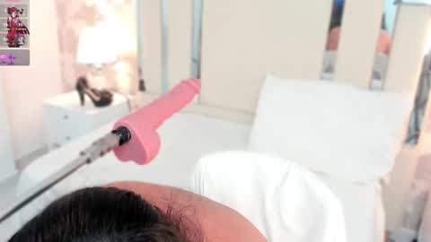 Nahomy Roberts online show from 17, 1, 2026