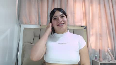 Snapshot of naia_x chatting on 13, 1, 2025 Naia x online show from 13, 1, 2025