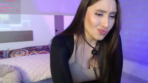 Snapshot of nailahk chatting on 5, 5, 2026 NAILAHK online show from 5, 5, 2026