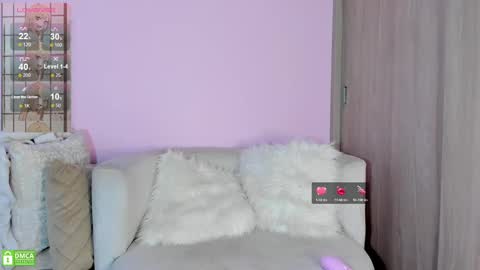 Snapshot of naileea chatting on 7, 3, 2025      online show from 7, 3, 2025