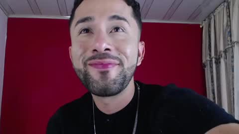 Snapshot of nainpaulo chatting on 9, 3, 2025 nainpaulo online show from 9, 3, 2025