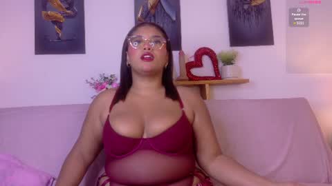 Snapshot of nairagold_ chatting on 16, 6, 2026 nairagold_ online show from 16, 6, 2026