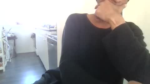 Snapshot of nakedxxxman chatting on 2, 2, 2025 nakedxxxman online show from 2, 2, 2025