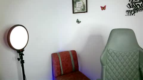 N A L A  NEW instagram nala jordan08 online show from 16, 4, 2026