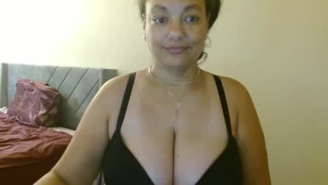 Nala Thickk online show from 15, 12, 2024