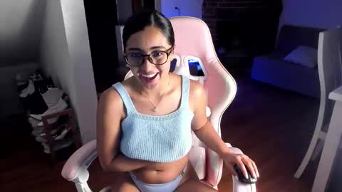 Snapshot of nalarosee_12 chatting on 14, 9, 2025 Nala online show from 14, 9, 2025