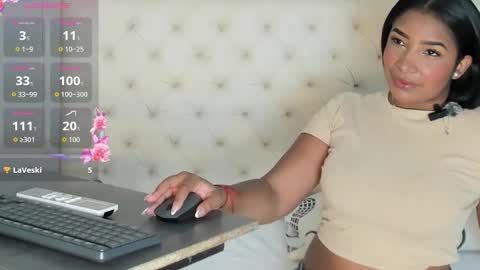 Snapshot of nami_sam chatting on 27, 10, 2025 nami_sam online show from 27, 10, 2025