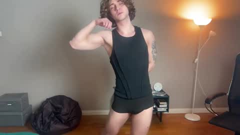 Snapshot of namiraaxel chatting on 11, 3, 2025 Georges online show from 11, 3, 2025