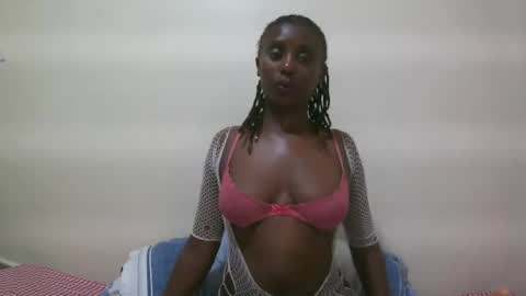 nana2095 online show from 11, 6, 2026