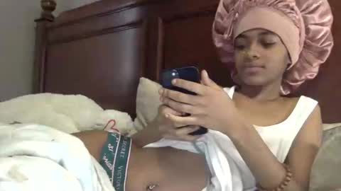 nanaonn online show from 2, 2, 2026