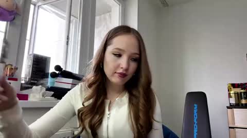 Mila online show from 23, 4, 2026