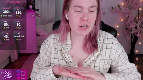 Snapshot of nancy_sun_ chatting on 19, 12, 2024 Nancy online show from 19, 12, 2024