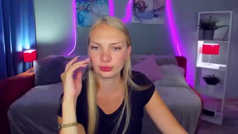 Snapshot of nancysummer chatting on 7, 8, 2026 NancySummer online show from 7, 8, 2026
