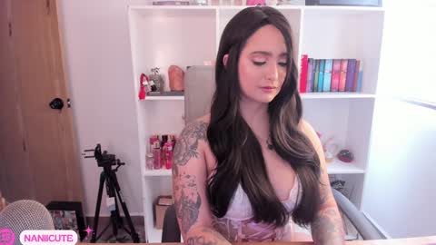 Snapshot of naniicute chatting on 24, 12, 2024 ELLA online show from 24, 12, 2024