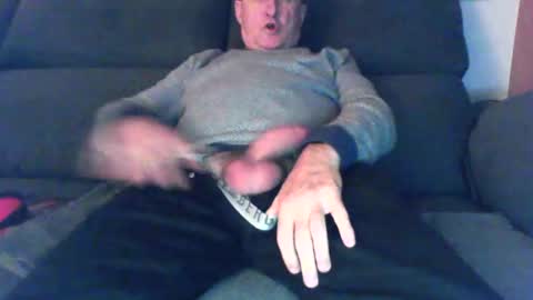 nano22968832 online show from 12, 1, 2025