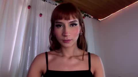 Snapshot of naomi_gyal chatting on 13, 5, 2026 Naomi online show from 13, 5, 2026