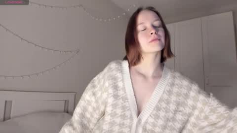 Snapshot of naomi_oops chatting on 22, 1, 2025 Naomi online show from 22, 1, 2025