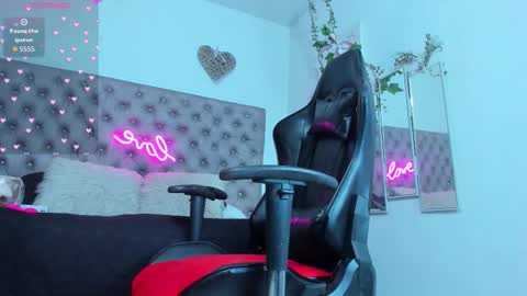 Naomi online show from 28, 10, 2025