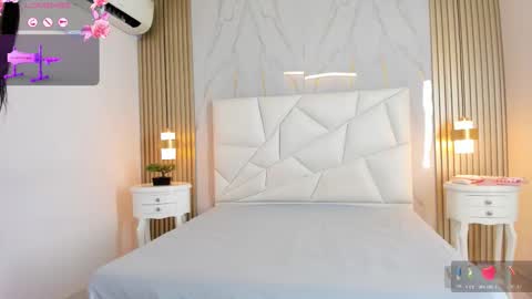 Snapshot of naomibely chatting on 25, 2, 2026 Naomi online show from 25, 2, 2026