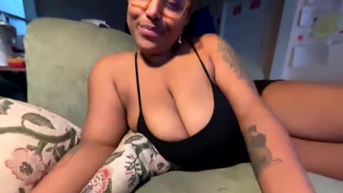 Snapshot of naomigiirl6 chatting on 31, 1, 2025 Naomigiirl6 online show from 31, 1, 2025