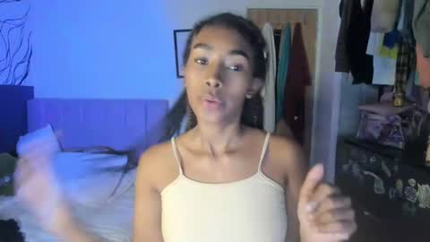 Naomii online show from 13, 1, 2025