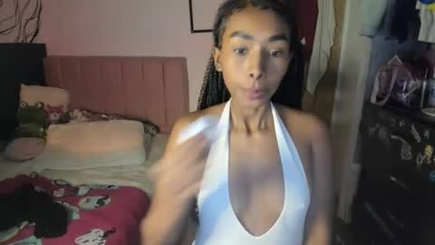 Naomii online show from 17, 1, 2025