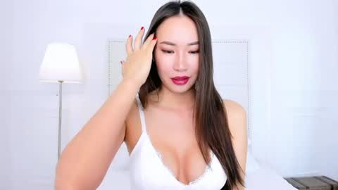Naomi online show from 19, 6, 2026