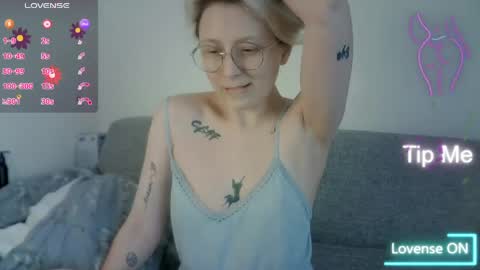 Snapshot of naozuqace chatting on 13, 5, 2026 NaozuQAce online show from 13, 5, 2026
