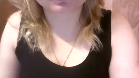 Snapshot of narcisjill chatting on 4, 1, 2025 NarcisJill online show from 4, 1, 2025