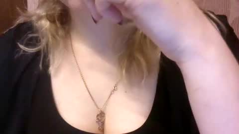 Snapshot of narcisjill chatting on 5, 1, 2025 NarcisJill online show from 5, 1, 2025