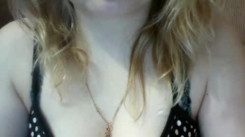 NarcisJill online show from 28, 2, 2025