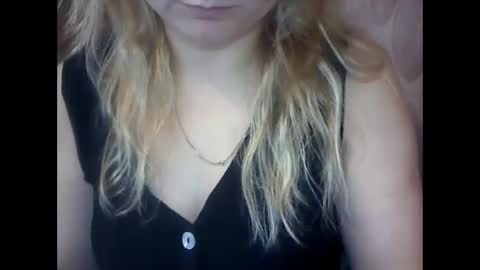 Snapshot of narcisjill chatting on 22, 10, 2025 NarcisJill online show from 22, 10, 2025