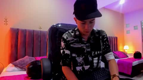 Snapshot of nascary_fox chatting on 1, 11, 2025 Nascary Fox online show from 1, 11, 2025