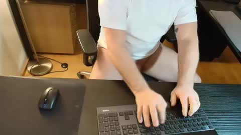 Snapshot of nase17 chatting on 10, 1, 2025 nase online show from 10, 1, 2025