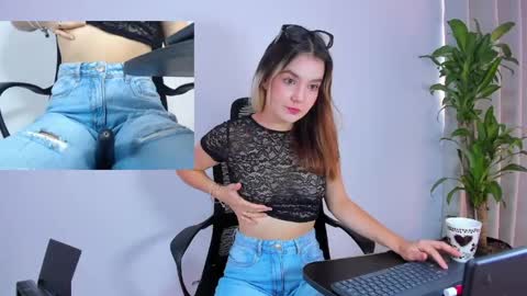 Snapshot of nashlyfontanna chatting on 5, 6, 2026 Nashly Fontana online show from 5, 6, 2026