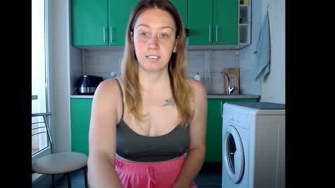 Snapshot of nastasiiaaforyou chatting on 17, 10, 2025 nastasiiaaforyou online show from 17, 10, 2025