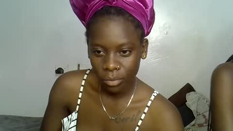 Snapshot of nasti_petite chatting on 18, 2, 2025 nasti_petite online show from 18, 2, 2025